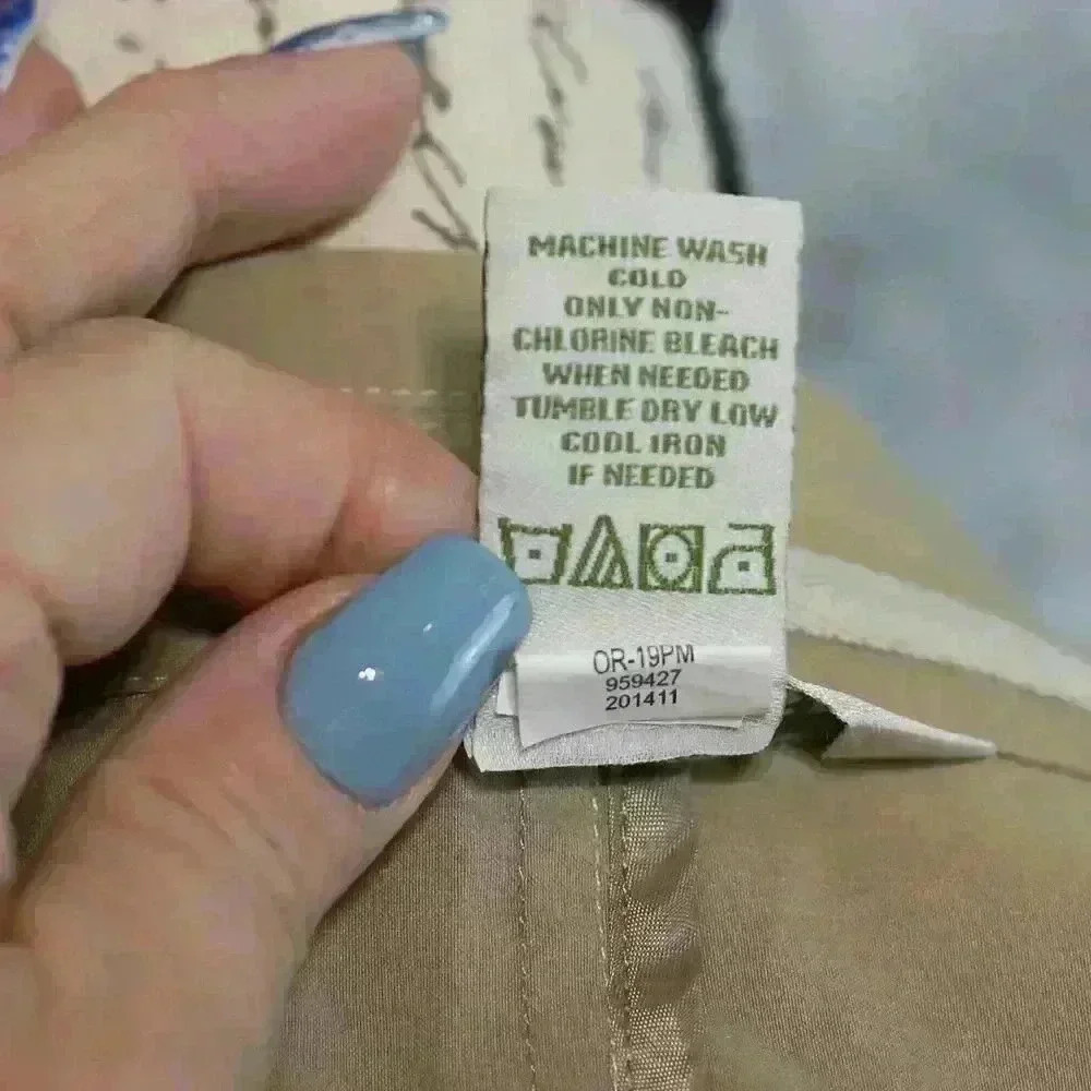 Women's Orvis Tan Blazer Size Medium snap front inside zip pockets - Picture 12 of 12